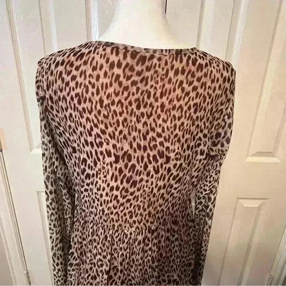 love, Fire animal print long sleeve dress with drop waist size medium - Picture 9 of 12